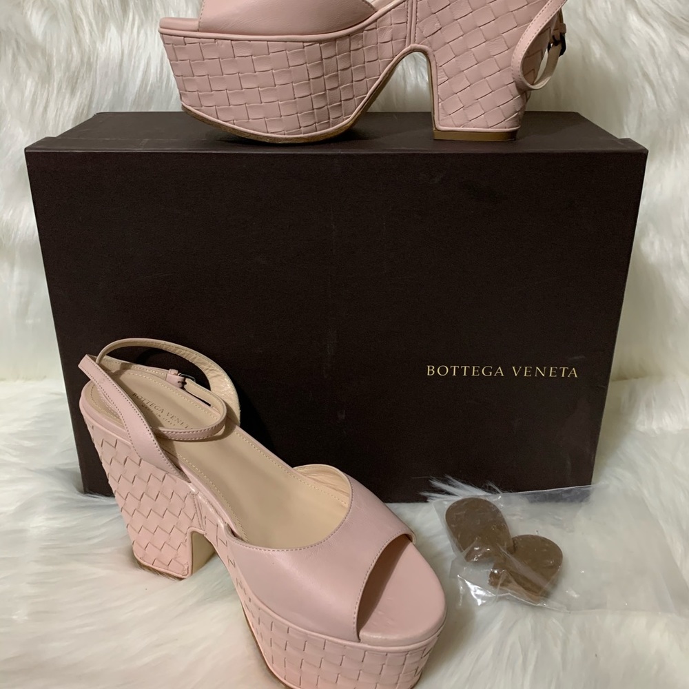*** BOTTEGA VENETA Platforms ***